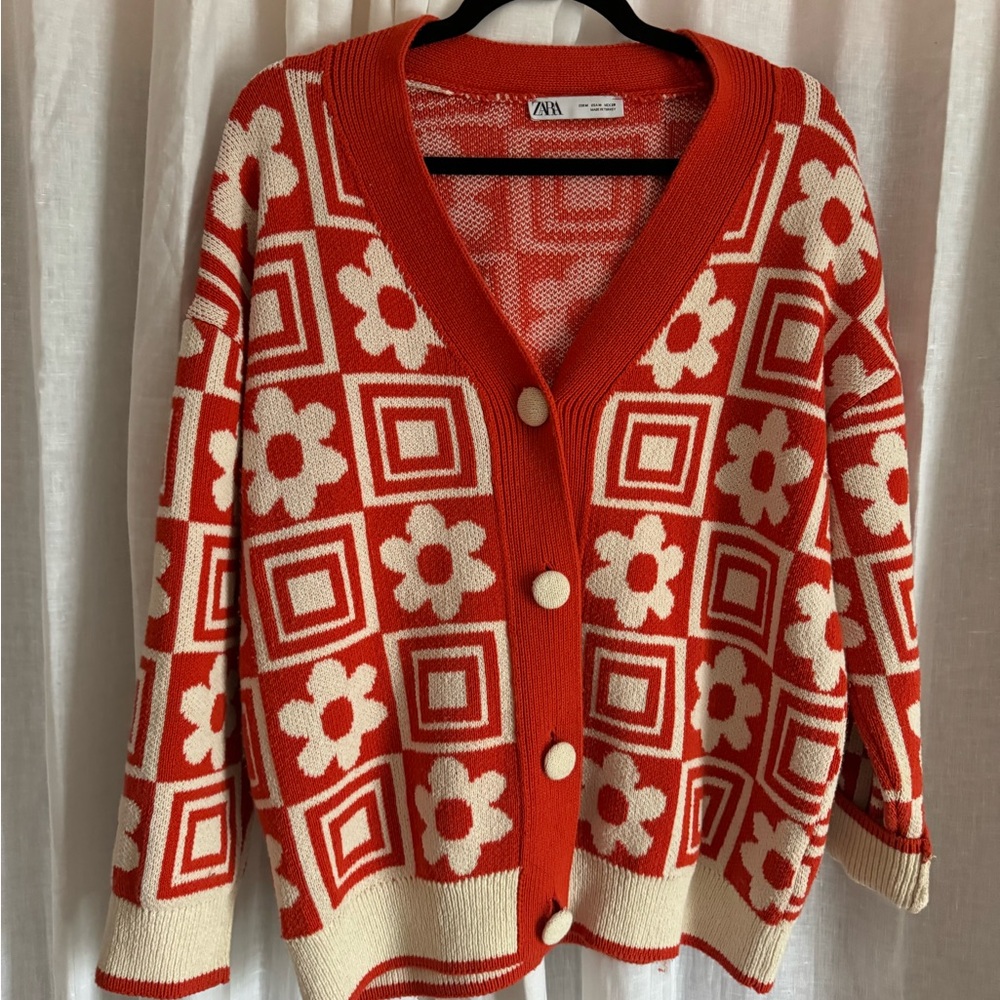 Zara Red and Cream Geometric Floral Sweater